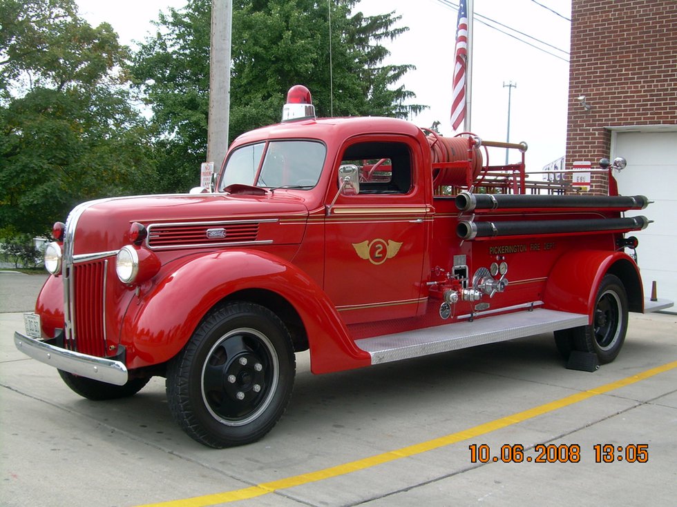 1 (33) 1941 fire truck.jpg
