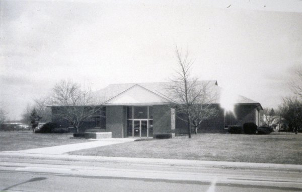 Original Main Library on Tremont in 1959.jpg