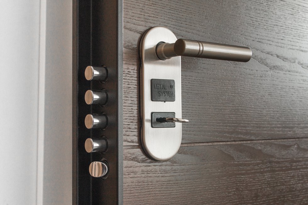door-handle-key-279810.jpg