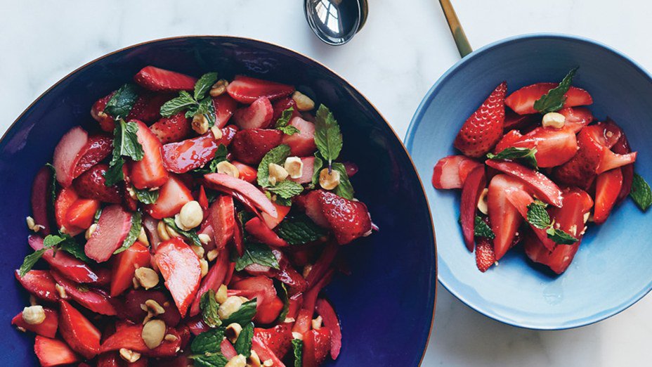 strawberry-rhubarb-salad-with-mint-and-hazelnuts.jpg