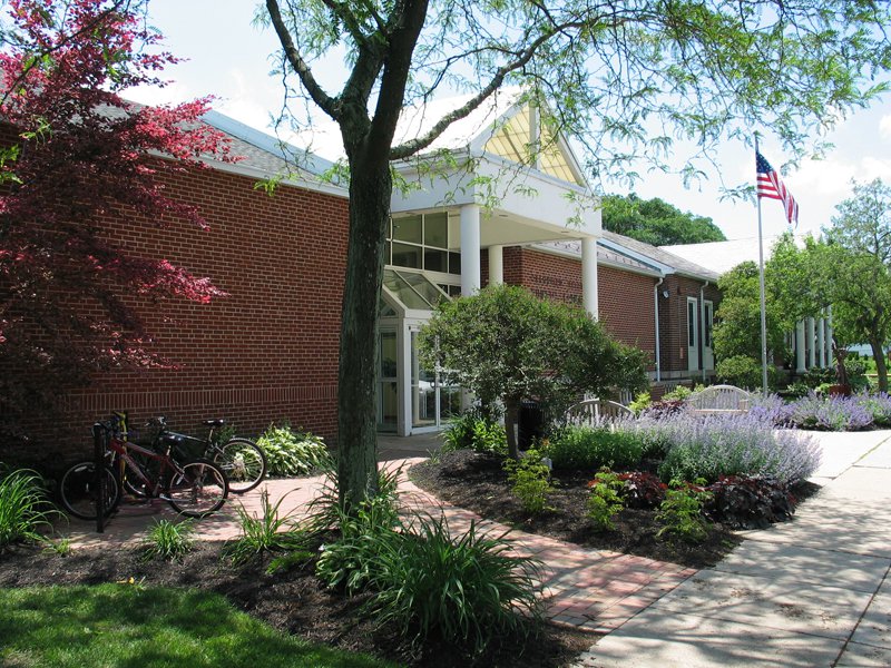 grandview_library_front.jpg